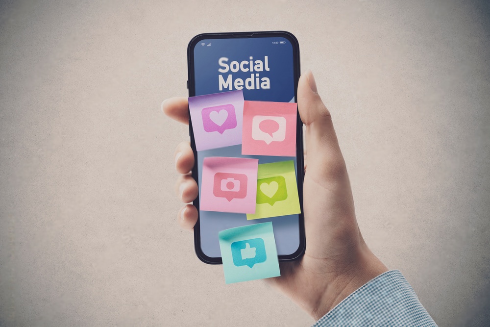 SNS運用代行事業